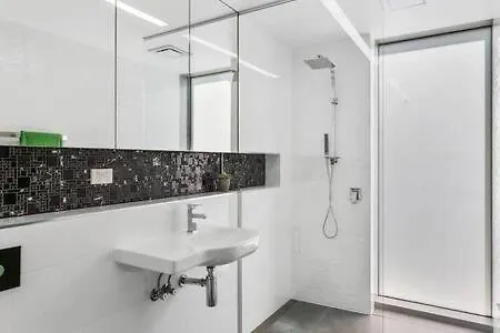 New Architect Designed Coastal Retreat-Water Views Villa Hobart 0*,  Australien