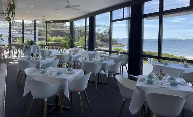 New Architect Designed Coastal Retreat-Water Views Villa Hobart 0*,